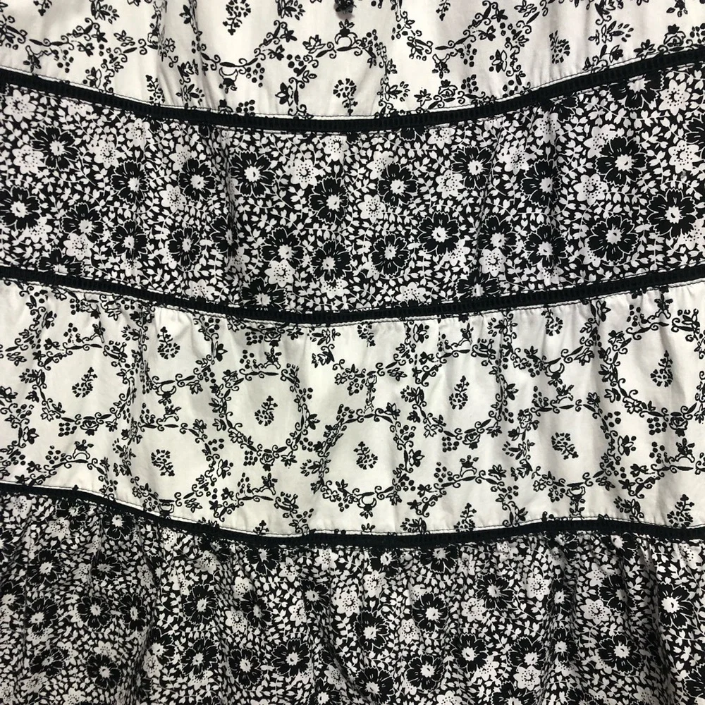 Last Chance $7 or π5/$25 At Last & Company Cotton Skirt Black/White M - Picture 3 of 5